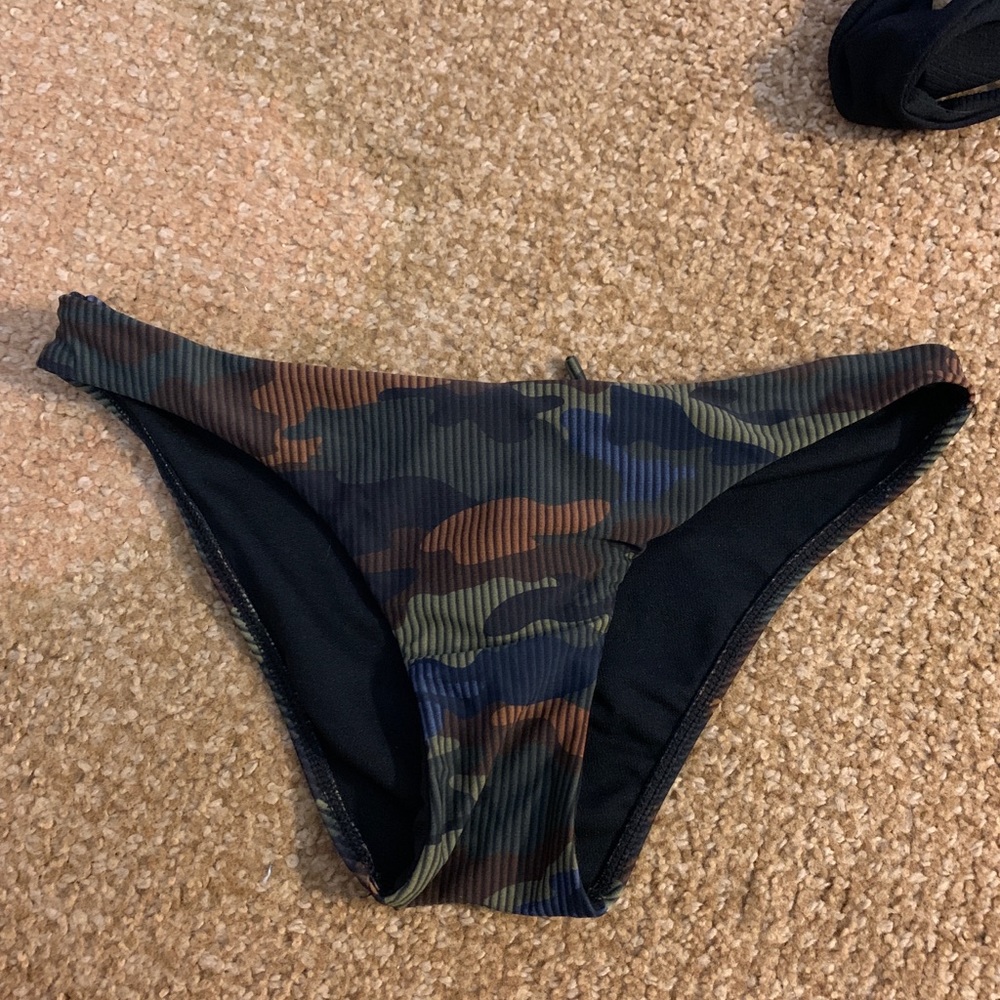 Camo bikini bottoms